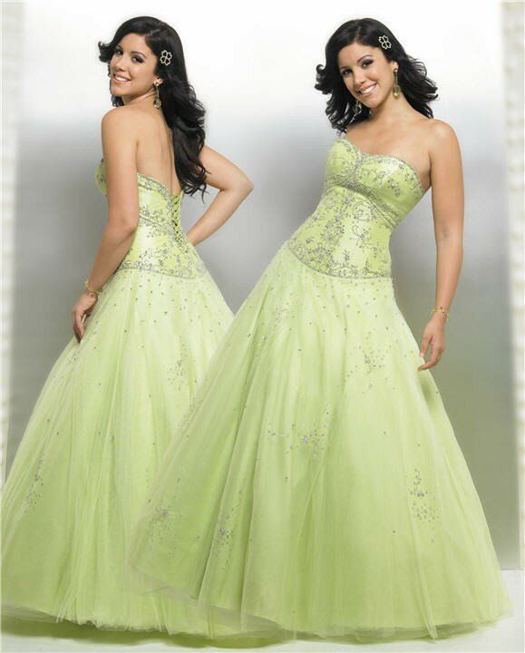 Green wedding dress Photo - 3