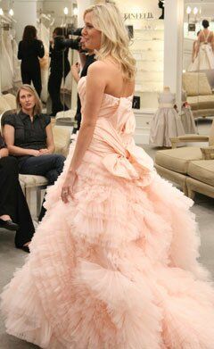 Peach wedding dress Photo - 9