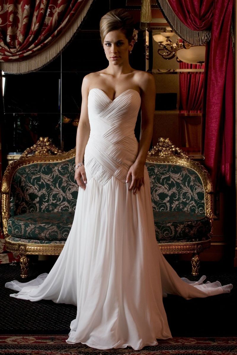 Peach wedding dress Photo - 13