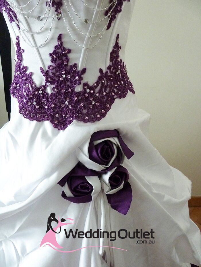 Purple and white wedding dresses Photo - 4