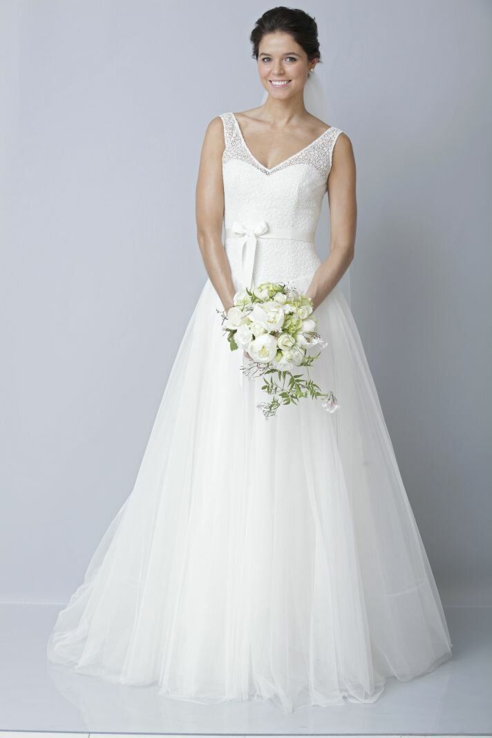 Wedding dresses with straps Photo - 9