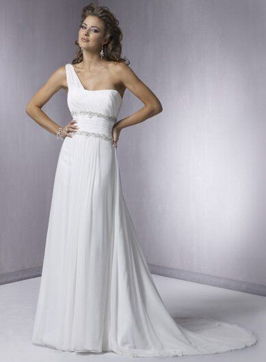 Wedding dresses with straps Photo - 12
