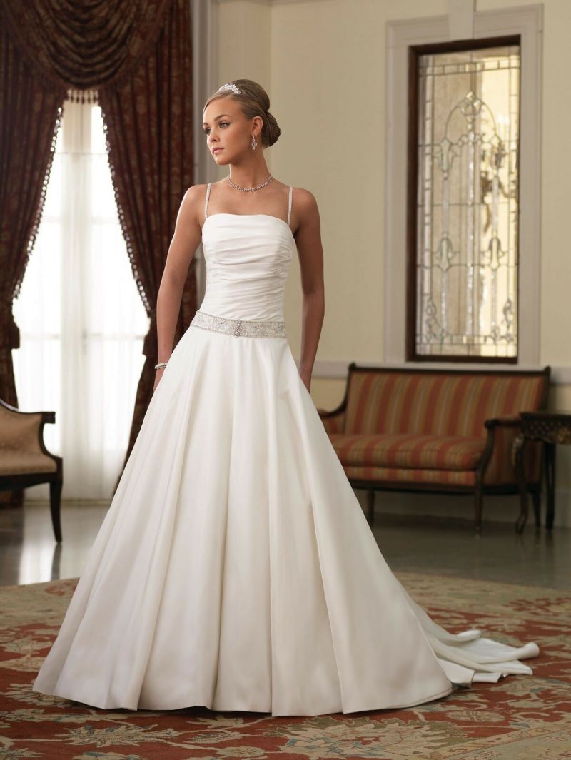 Wedding dresses with straps Photo - 14
