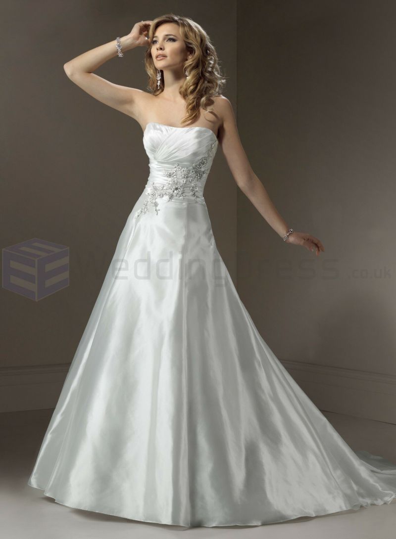 A line organza wedding dresses Photo - 3