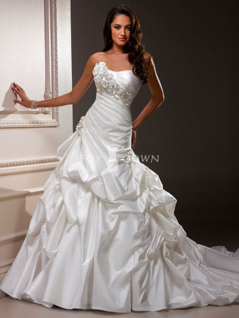 A line strapless wedding dresses Photo - 7