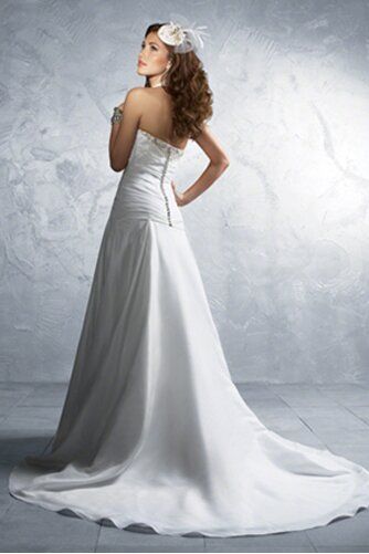 Alfred Angelo beach wedding dresses Photo - 8