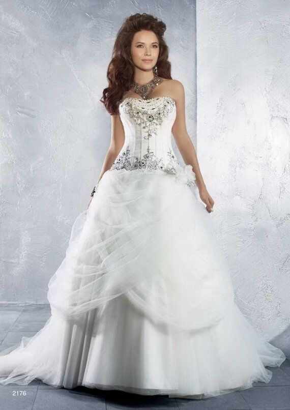 Alfred Angelo wedding dresses Photo - 2