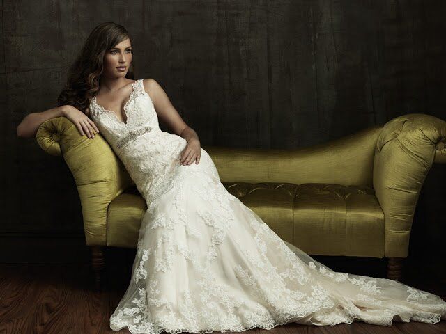 Allure lace wedding dresses Photo - 3