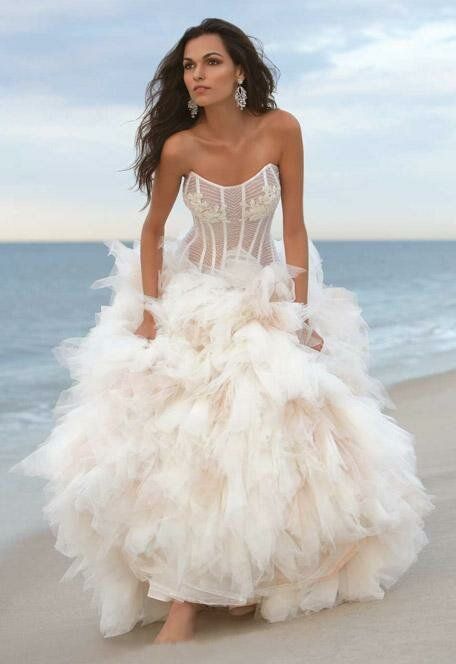 Beach wedding dresses short Photo - 10