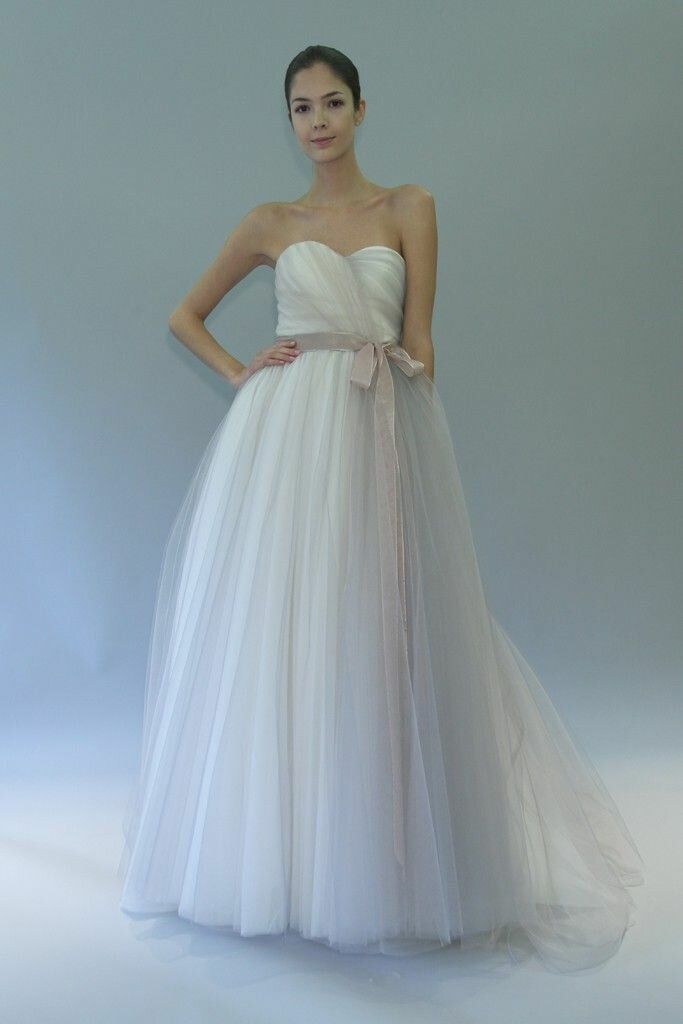 Carolina herrera short wedding dresses Photo - 4
