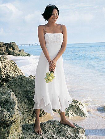 Casual short beach wedding dresses Photo - 1