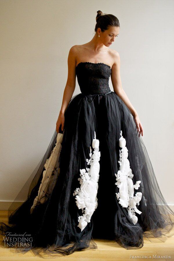 Dark wedding dresses Photo - 1