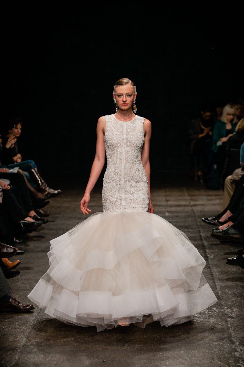 Lazaro Mermaid wedding dresses Photo - 6