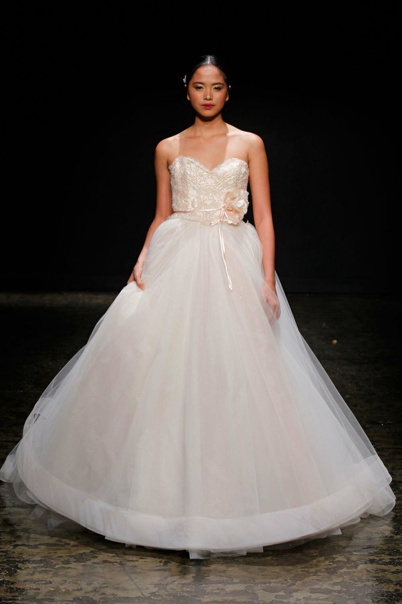 Lazaro wedding dresses 2014 Photo - 3