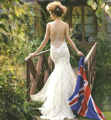 Retro inspired wedding dresses Photo - 4