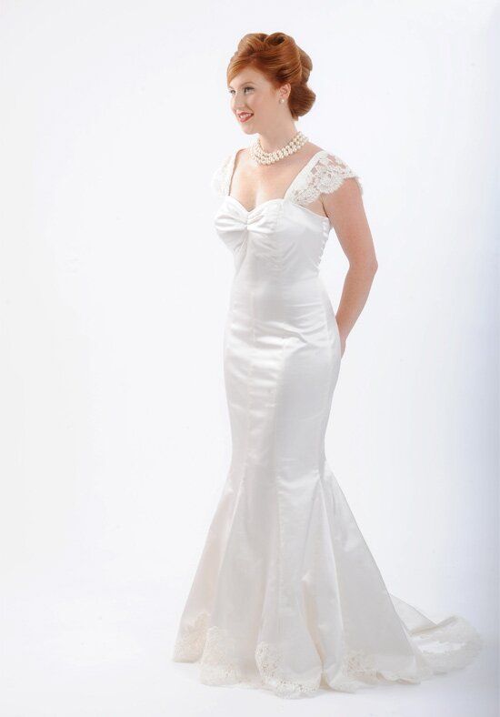 Stephanie James wedding dresses Photo - 4