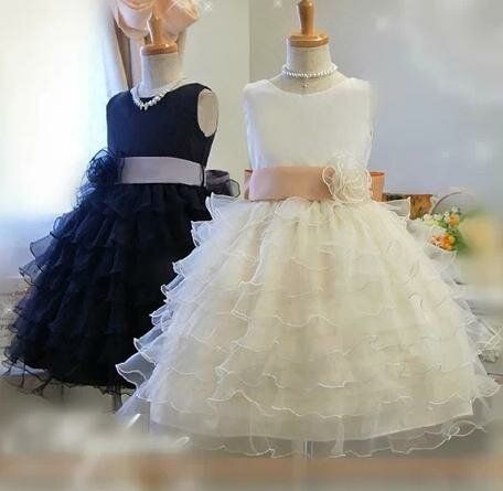 Teenage dresses for weddings Photo - 3