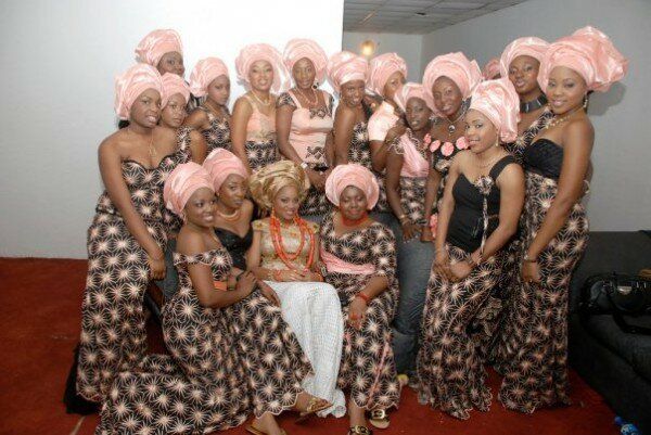 Top wedding dresses designers 2013 Photo - 3