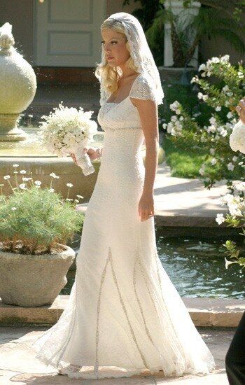 Tori Spelling wedding dresses Photo - 1