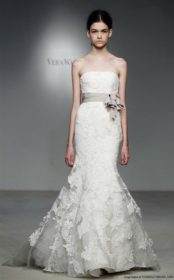 Vera Wang lace wedding dresses Photo - 1