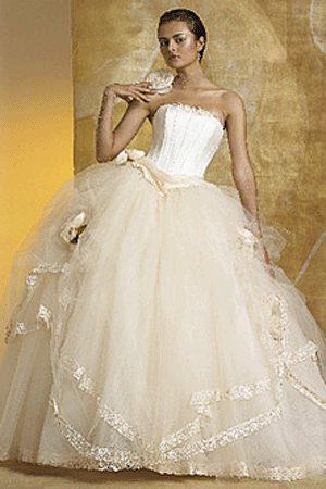 Vera Wang tea length wedding dresses Photo - 4