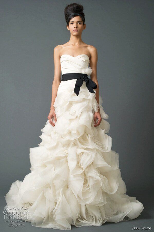 Vera Wang wedding dresses Photo - 3