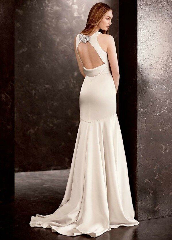 Vera Wang wedding dresses rent Photo - 7