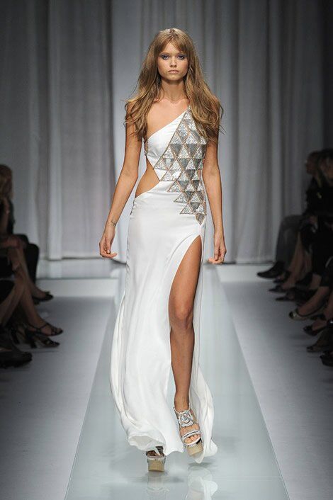 Versace wedding dresses Photo - 2
