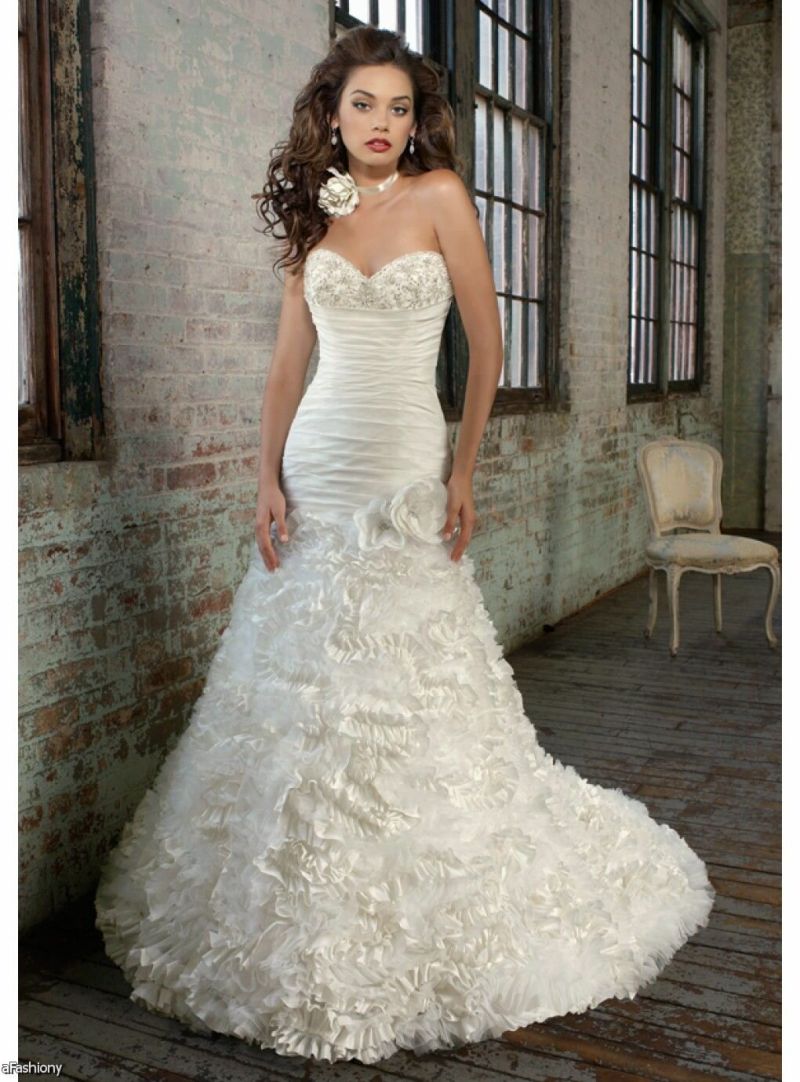 Versace wedding dresses Photo - 8