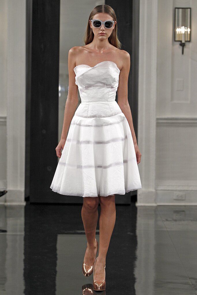 Victoria Beckham wedding dresses Photo - 6