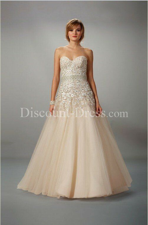 Wedding dresses for fat girls Photo - 5