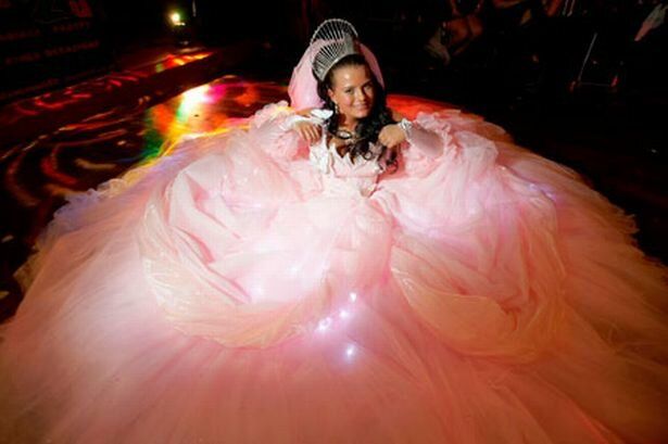 Wedding dresses for fat girls Photo - 6