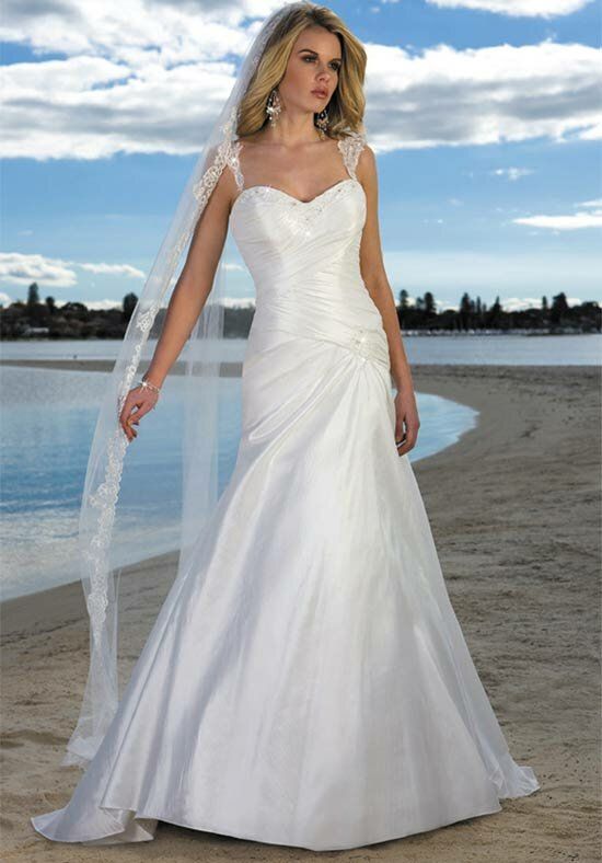 Wedding dresses for outdoor summer wedding Photo - 7