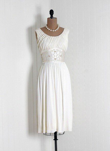 Wedding dresses for over 50 Photo - 3