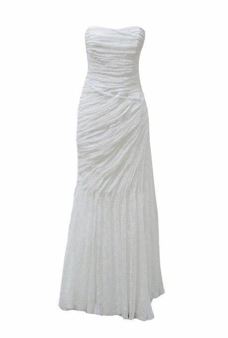 Wedding dresses for petite girls Photo - 10