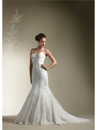 Wedding dresses for petite girls Photo - 3