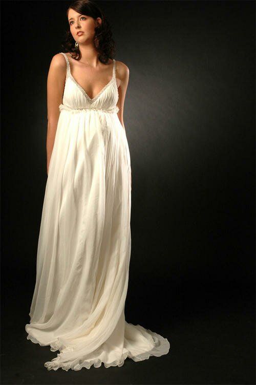 Wedding dresses for pregnant Photo - 1