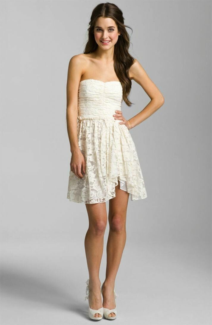 Wedding dresses for reception Photo - 8