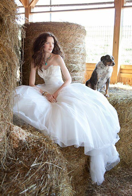 Wedding dresses for rustic weddings Photo - 2