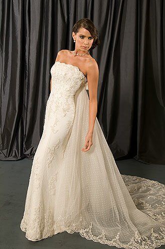 Wedding dresses for second marriage Photo - 5