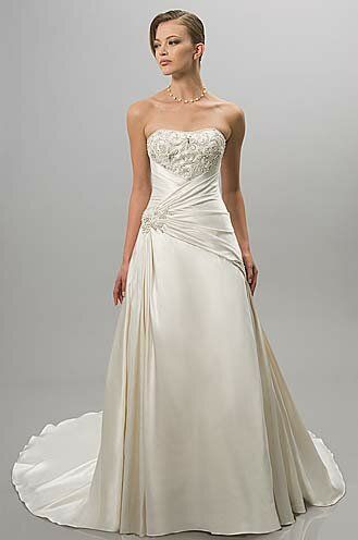 Wedding dresses for second time brides Photo - 9
