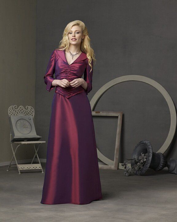 Wedding dresses for the mother Photo - 9