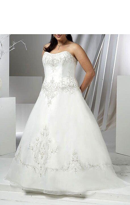 Wedding dresses plus size designer Photo - 1