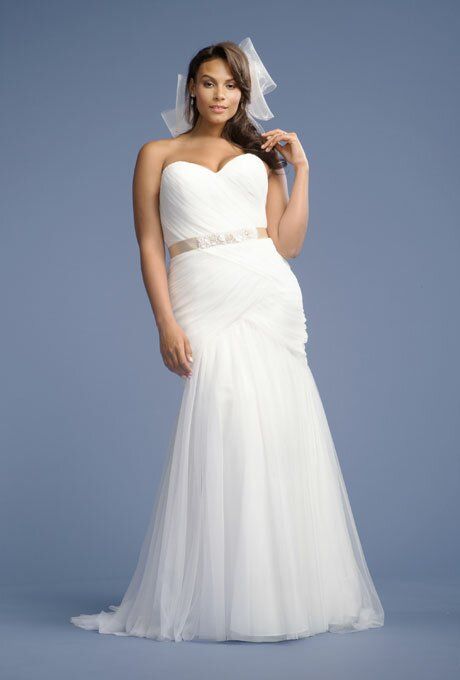 Wedding dresses plus size designer Photo - 2
