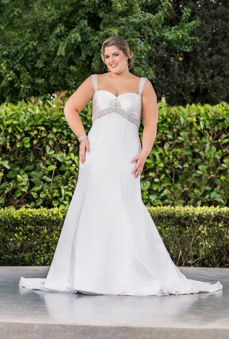 Wedding dresses plus size designer Photo - 7