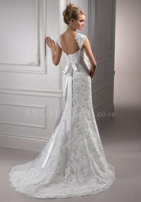 Wedding dresses with lace sleeves and open back Photo - 6