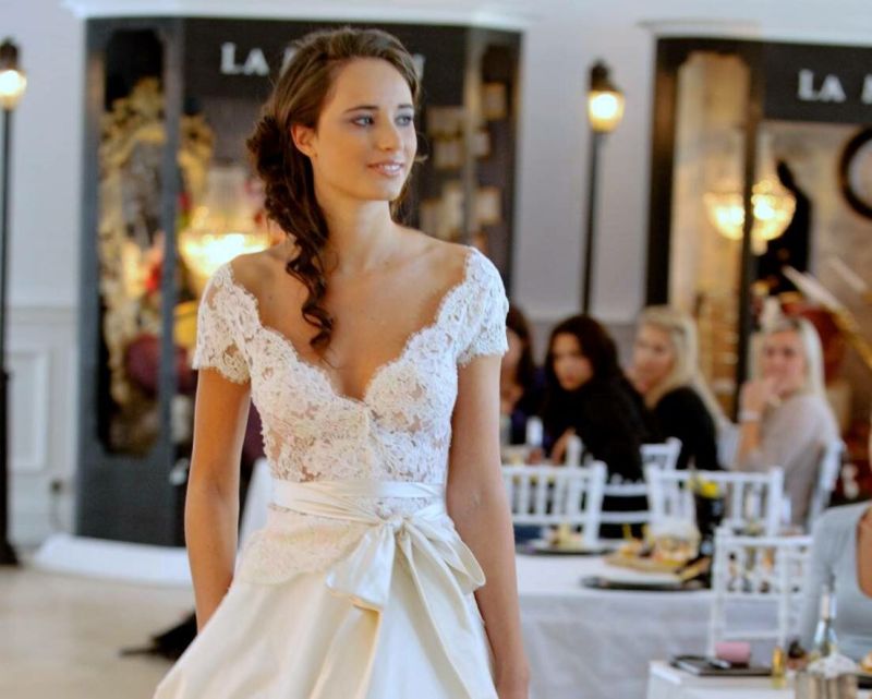 Wedding dresses with lace top Photo - 1