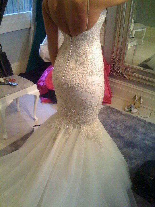 Wedding dresses with lace up back Photo - 4