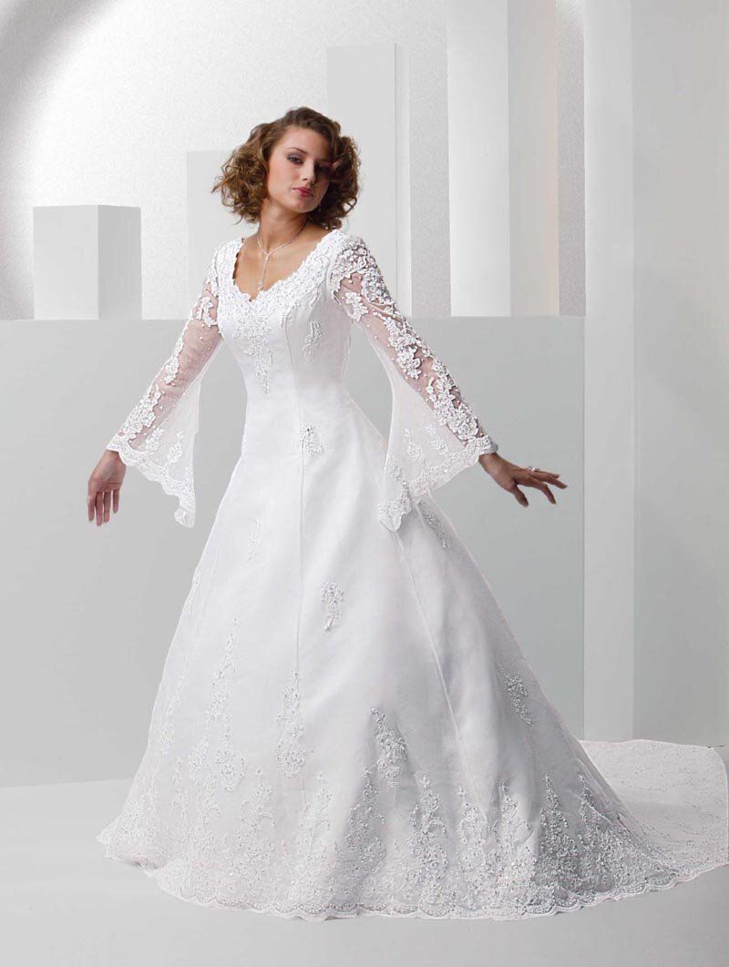 Wedding dresses with sleeves and lace Photo - 6