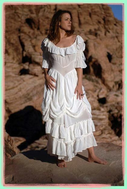 Western wedding dresses Photo - 10